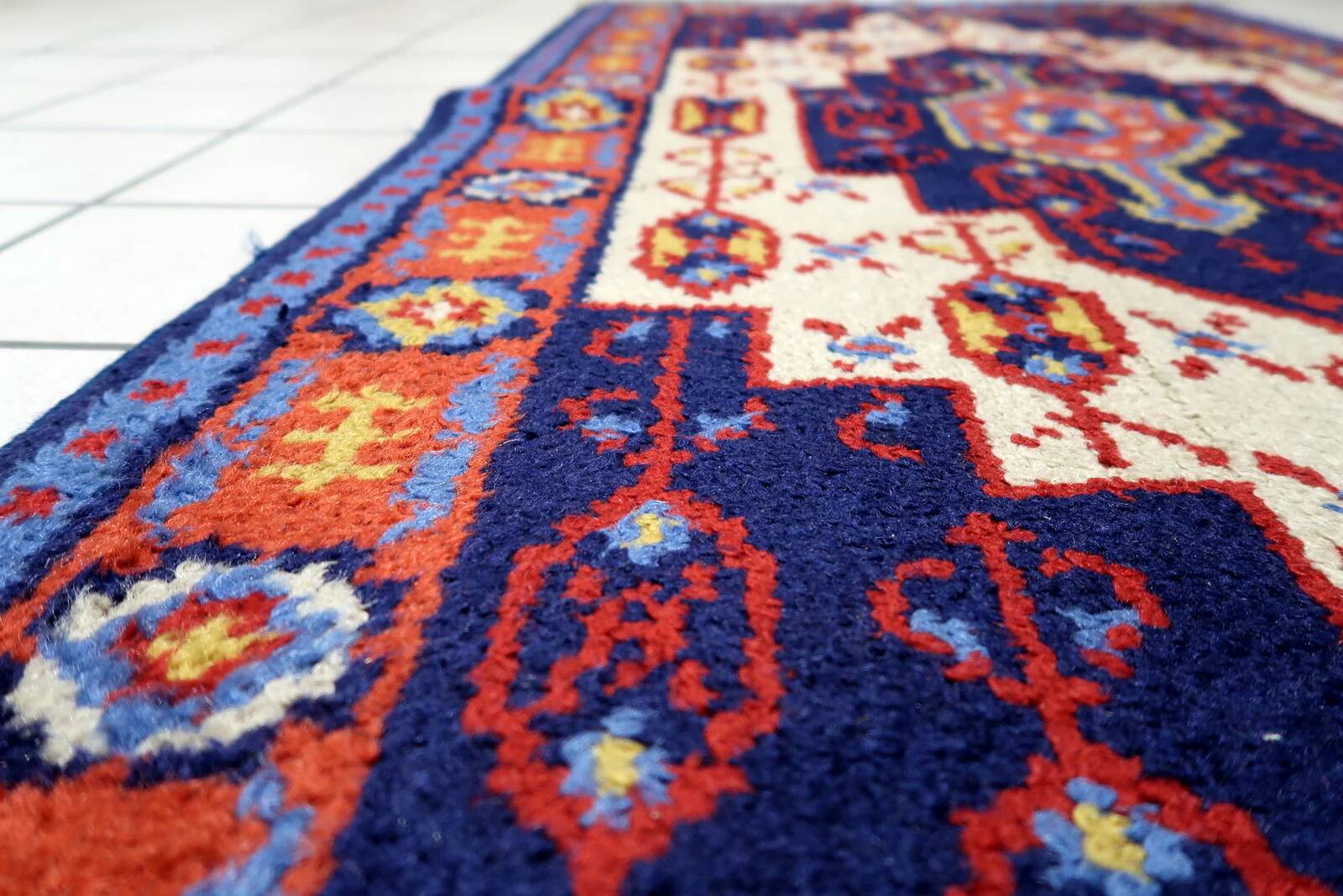 Vintage French Savonnerie rug 95 cm x 177 cm 1950s - 1C1231