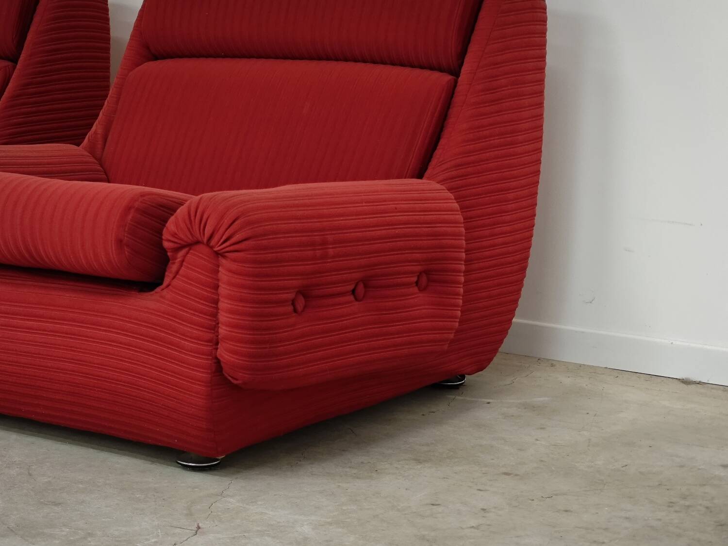 Paire de fauteuils rouge Atlantis Space Age République Tchèque 1970