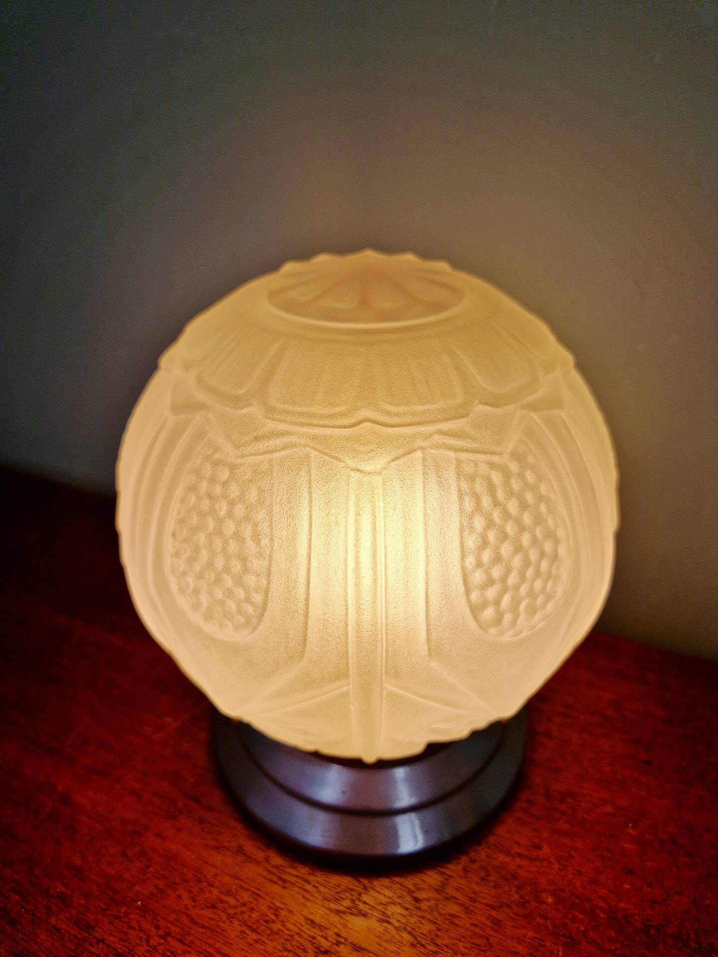 Art Deco ceiling light in frosted pressed glass, 1930