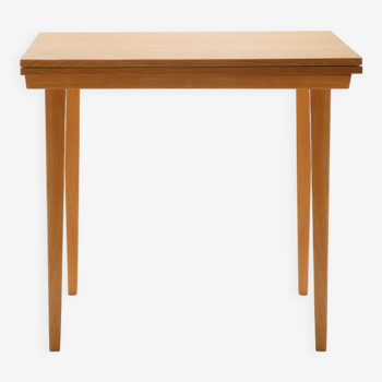 Ash extendable table from the 1960s