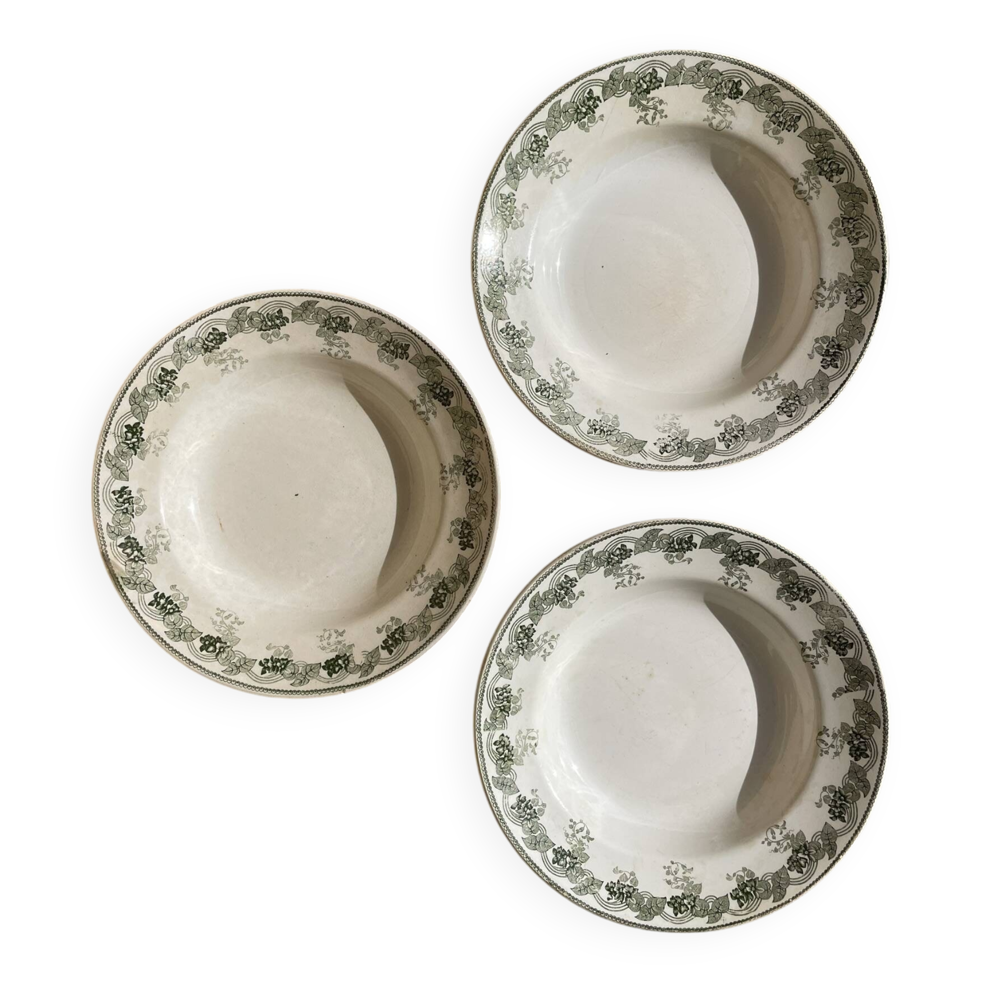 Set of 3 Moulin Des Loups soup plates