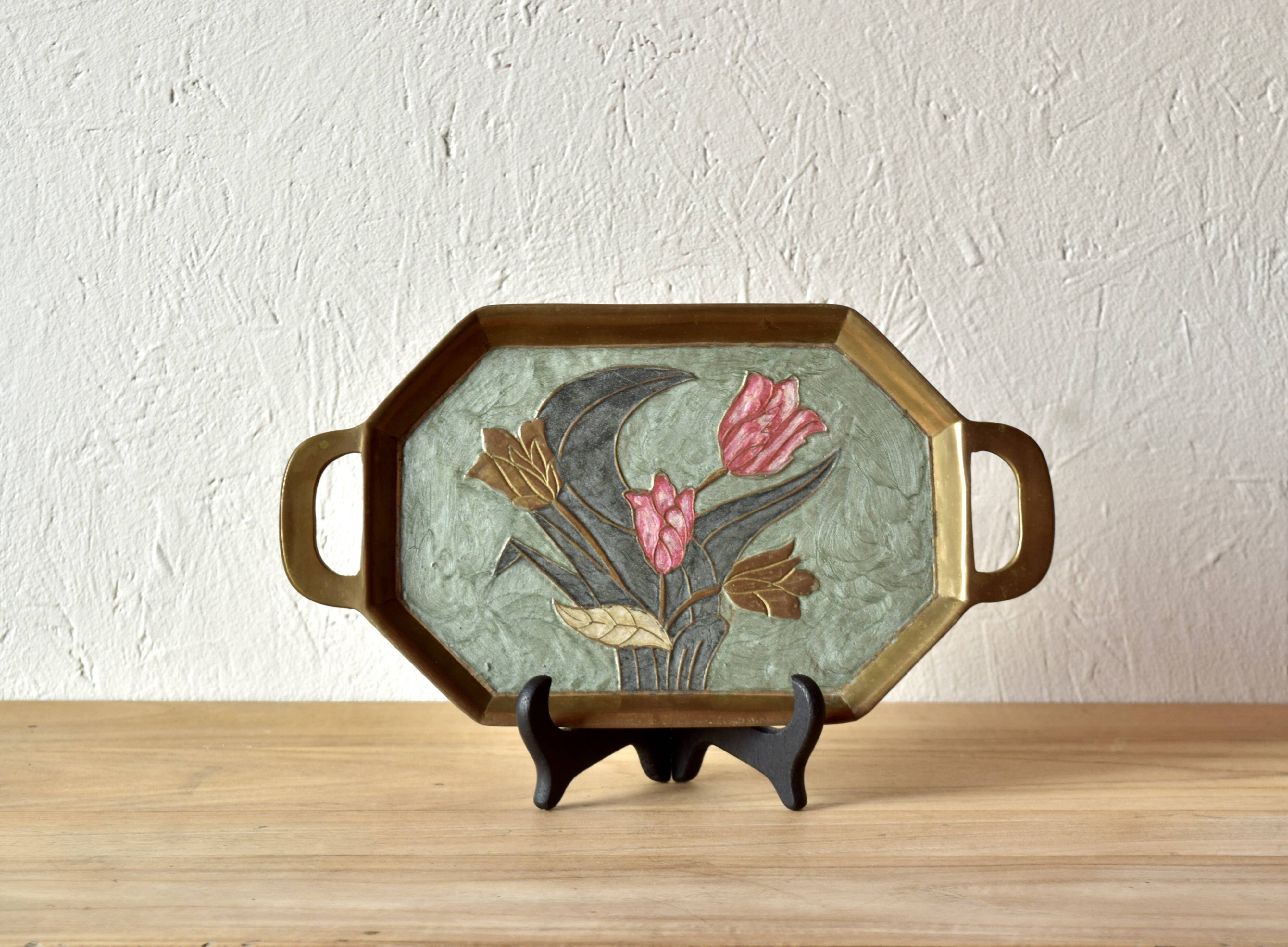 Small vintage brass tray with cloisonné enamel floral decoration - 1960.