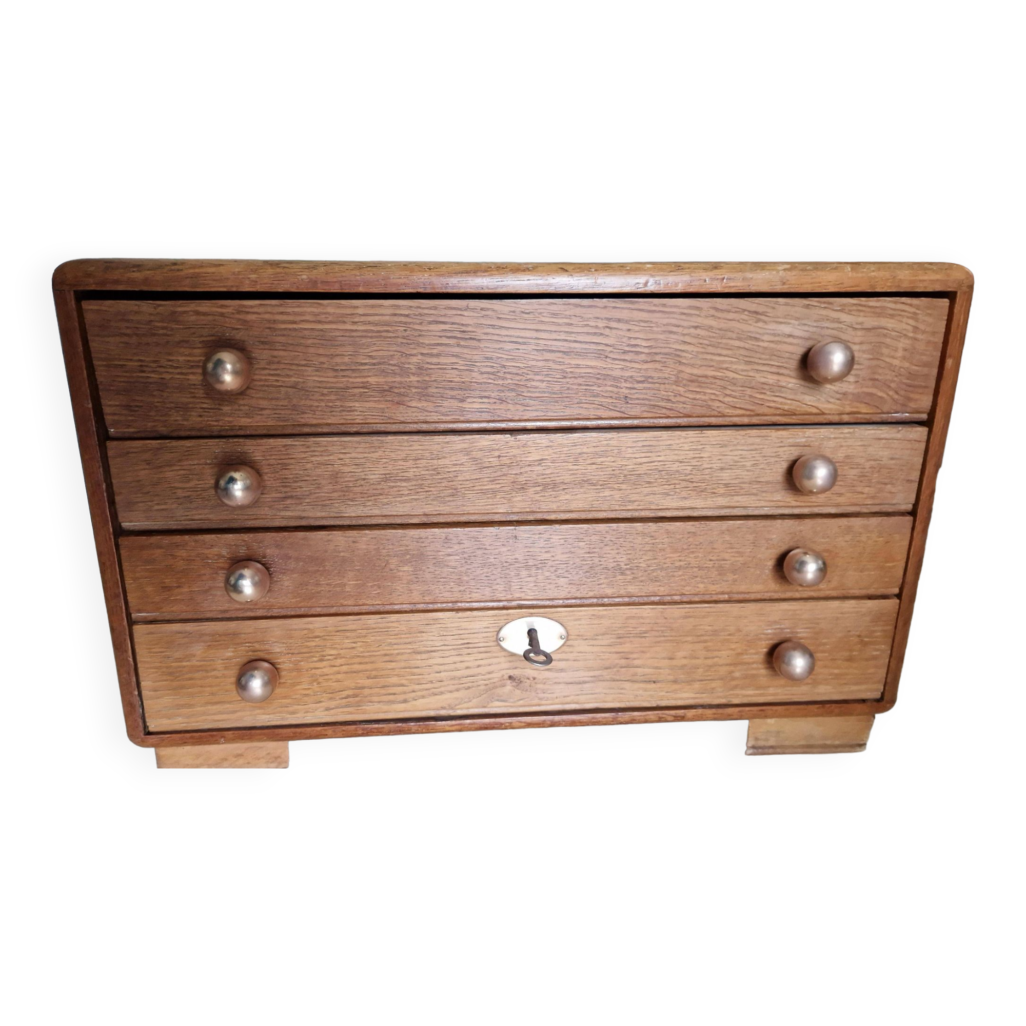 Argental art deco housewife