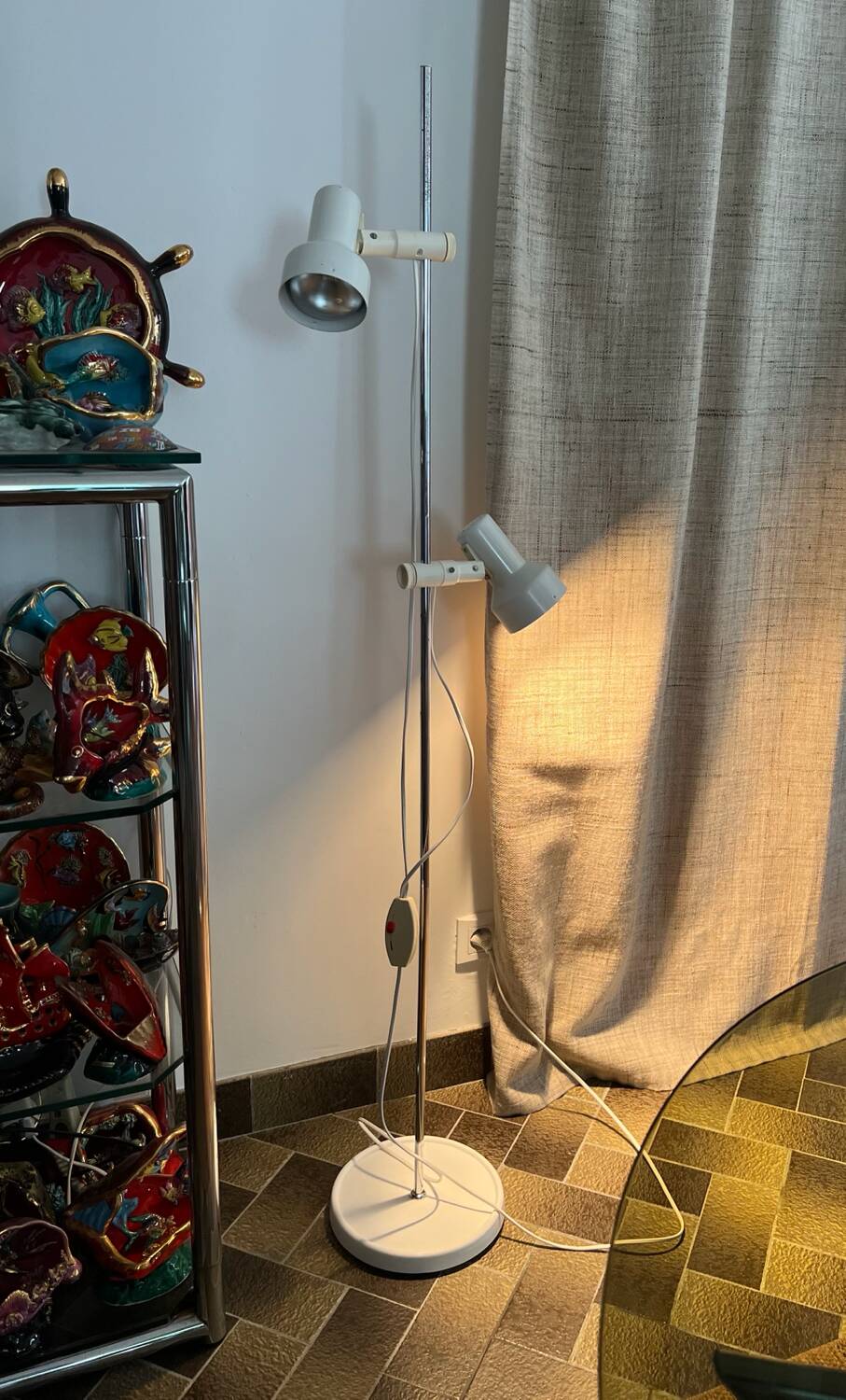 Vintage 1980s floor lamp/lighting strip