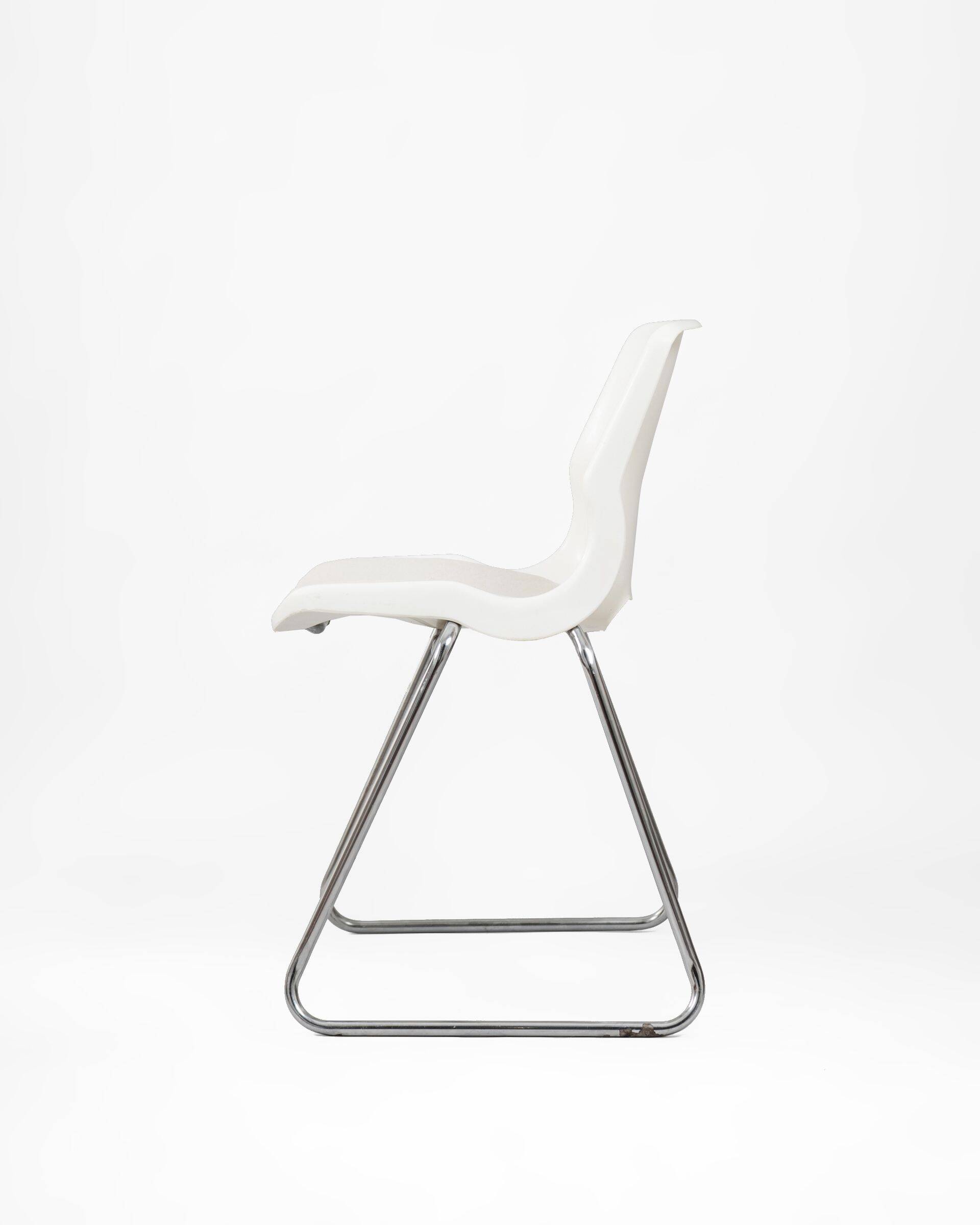 Plastic and Tubular Steel Chair by Svante Schoblom for OVERMAN, made in Sweden