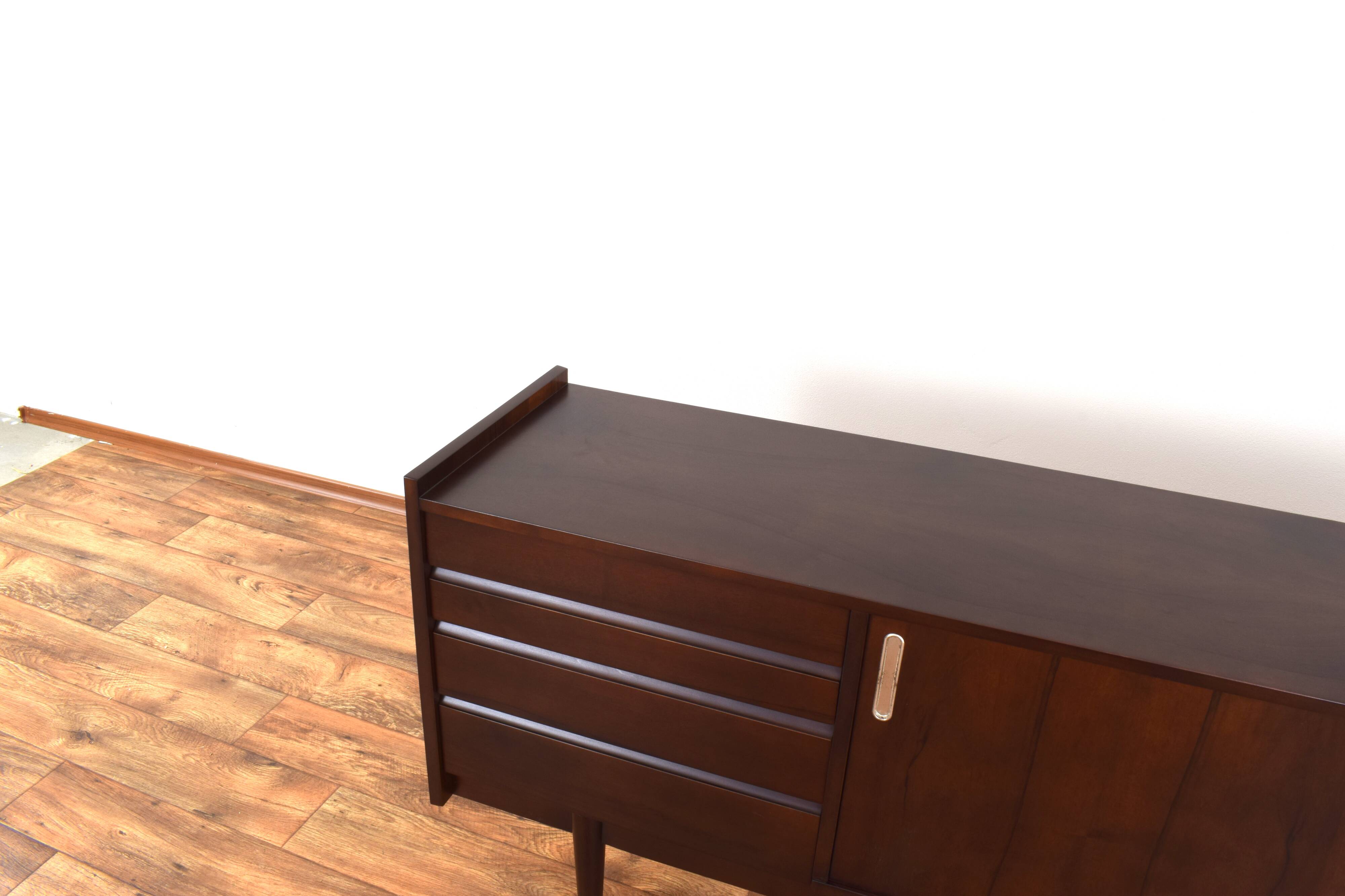 Enfilade Mid-Century en Noyer de Bytomskie Fabryki Mebli, Pologne, 1960s