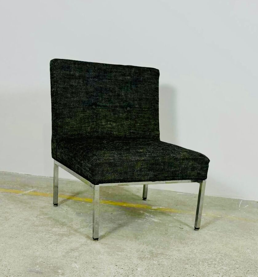 Lounge chair by Florence Knoll