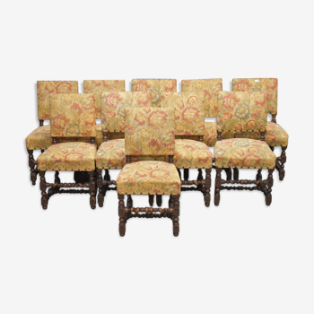 Suite de 10 chaises de style Louis XIII