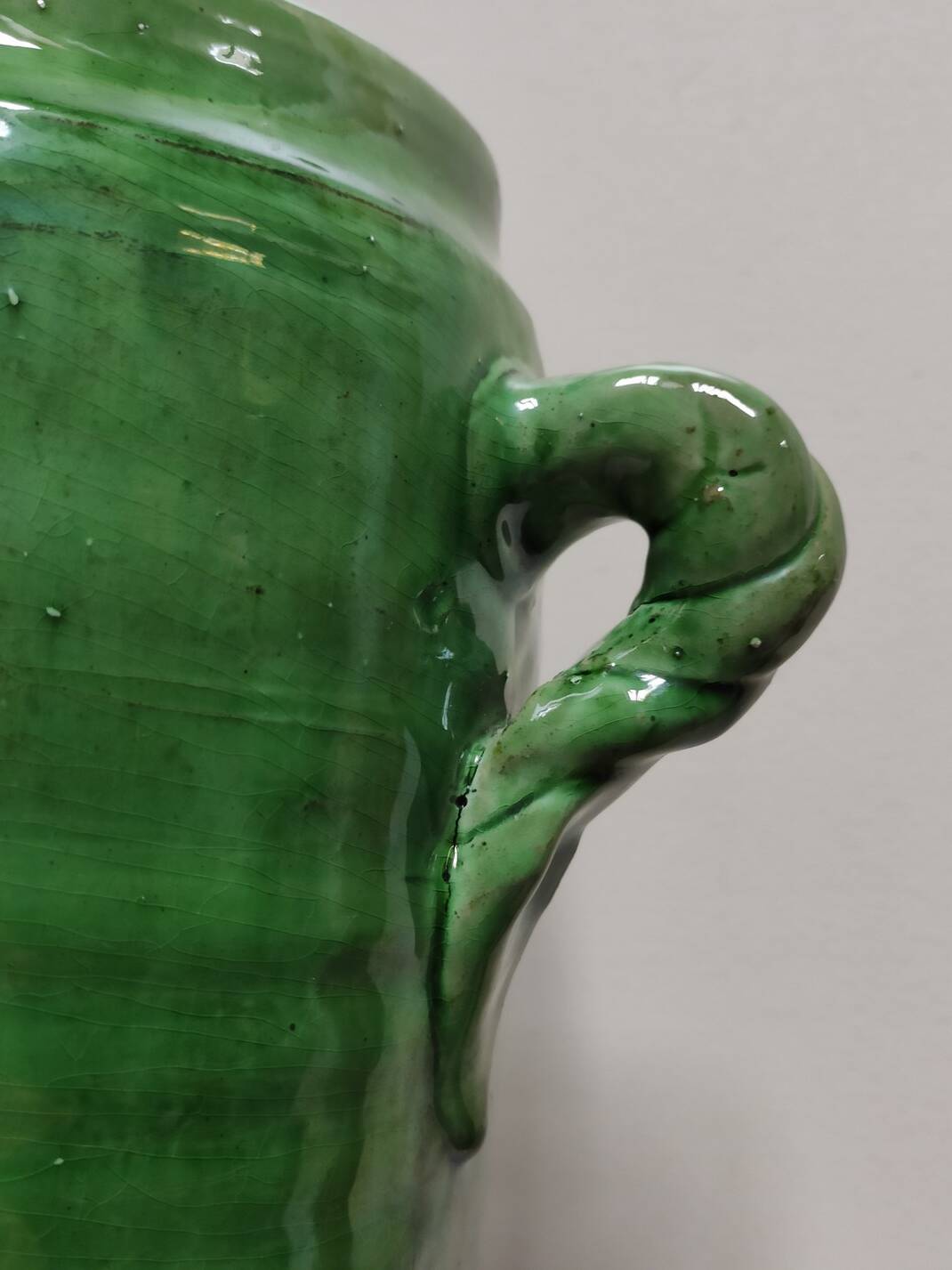 Large glazed ceramic pot