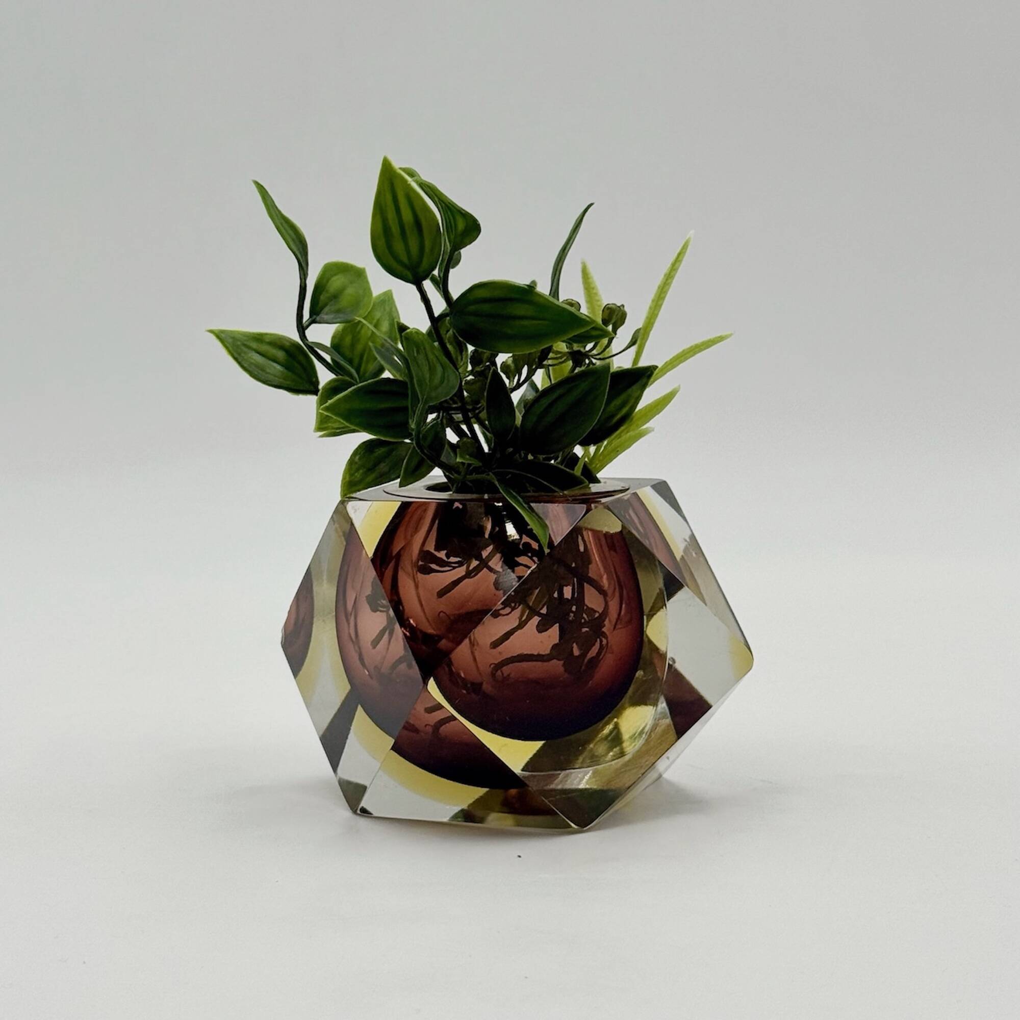 Vase géométrique en verre Sommerso de Murano, Italie, années 1970