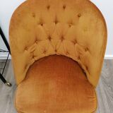 Golden toad armchair
