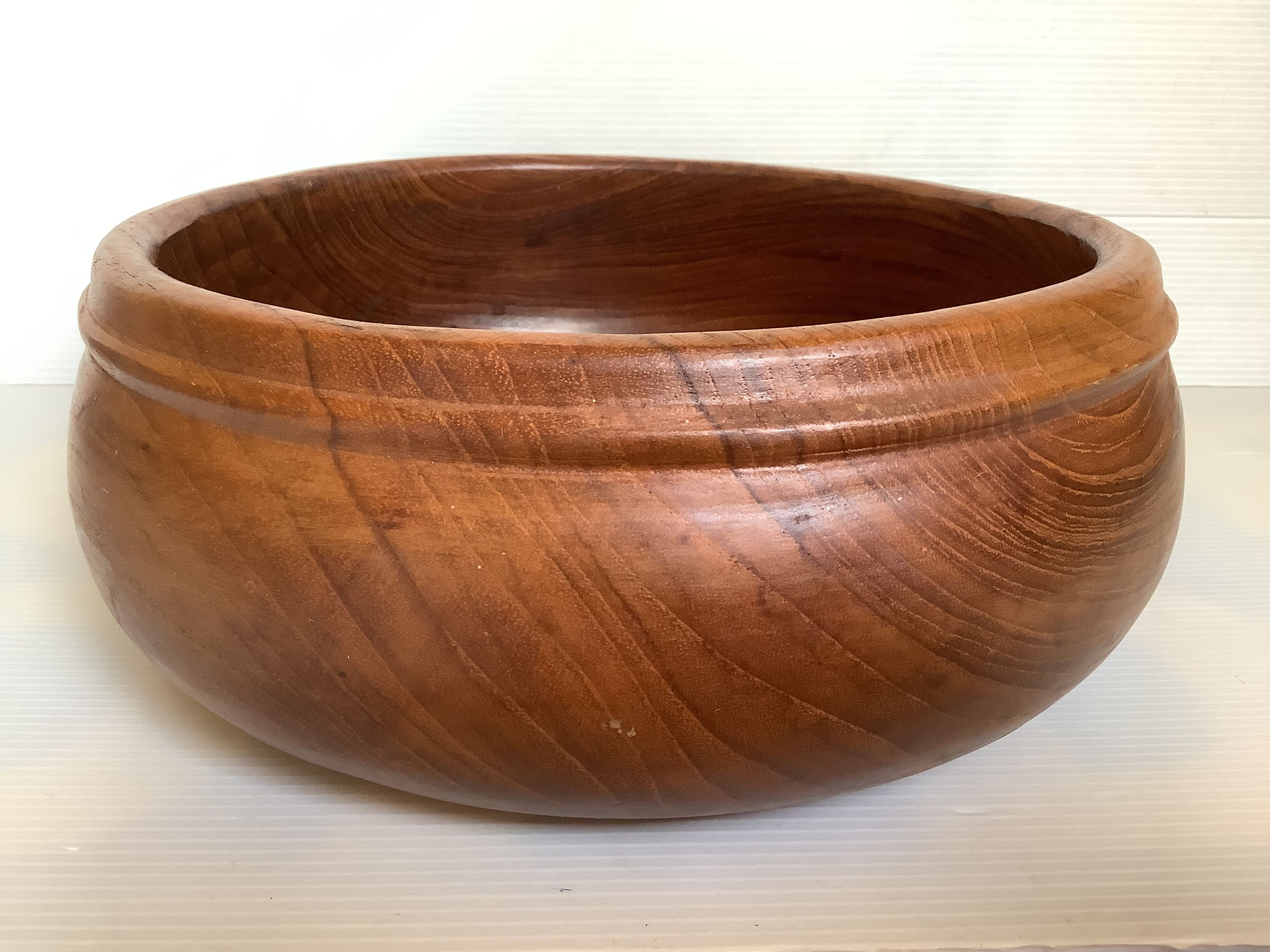 Large exotic teak wood salad bowl