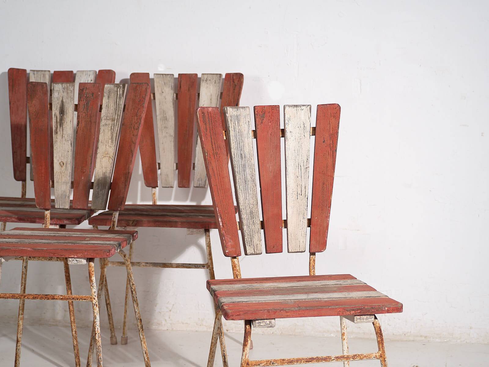 Antique red garden chairs (c.1920). Set of 4 pieces #31