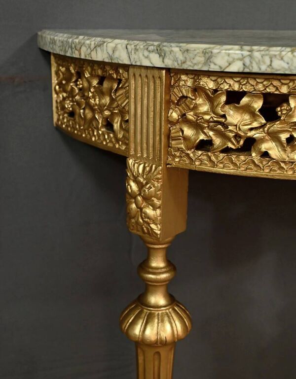 Petite Console Demi-lune en Marbre et Bois doré, style Louis XVI – XXe