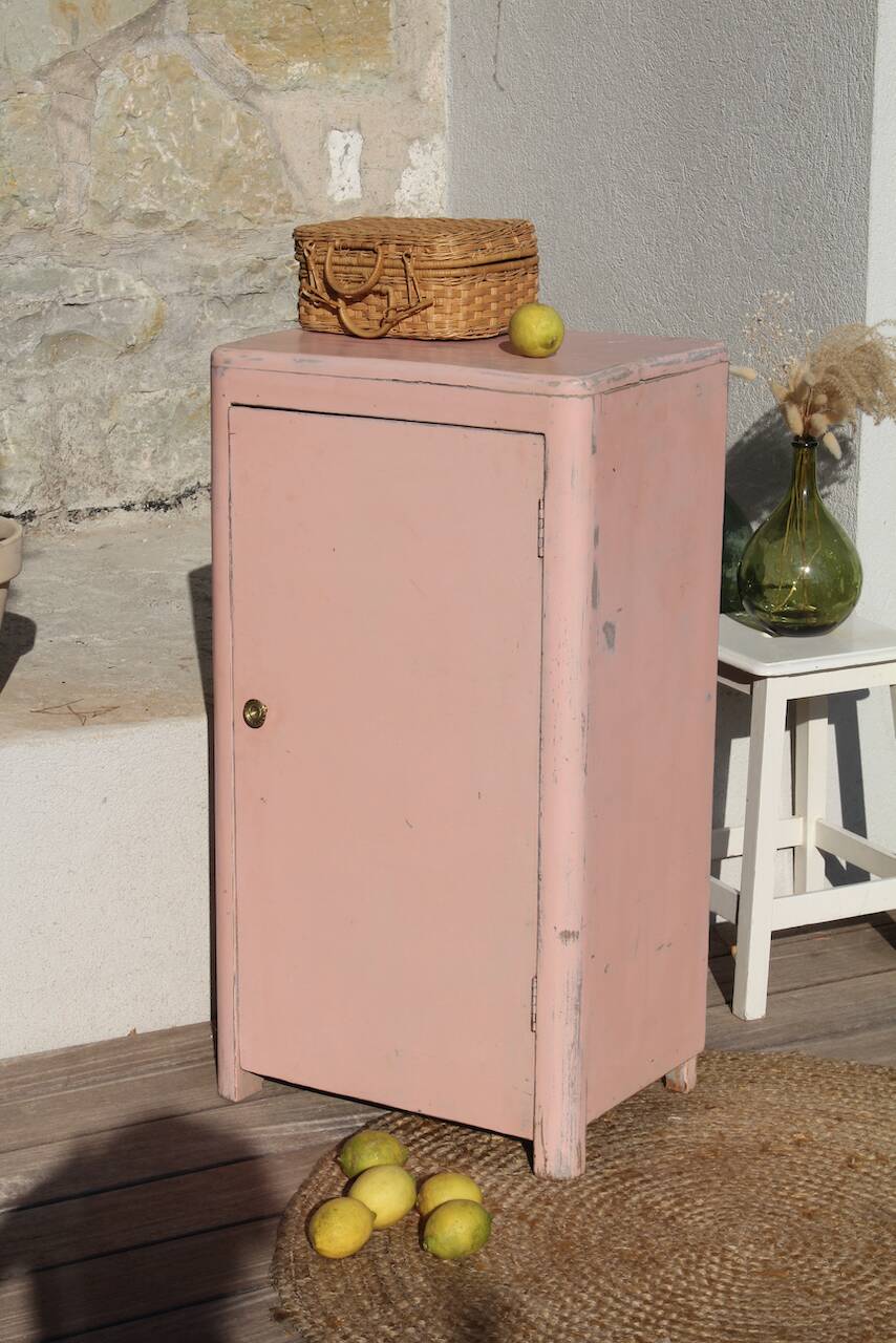 Small powder pink Parisian wardrobe