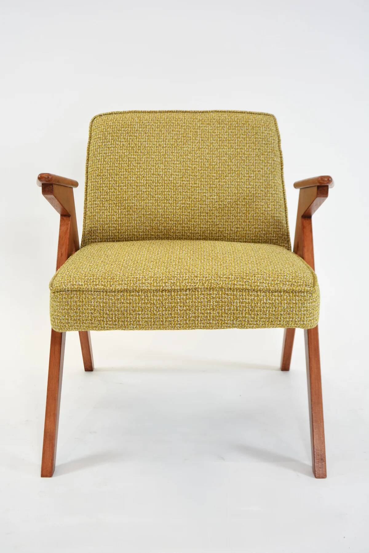 Mottled yellow Bunny chair