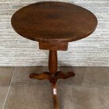 19th century tripod pedestal table in walnut Diam: 49cm