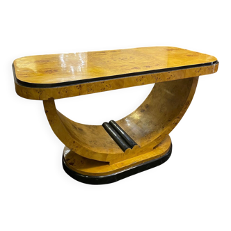 Art Deco table style