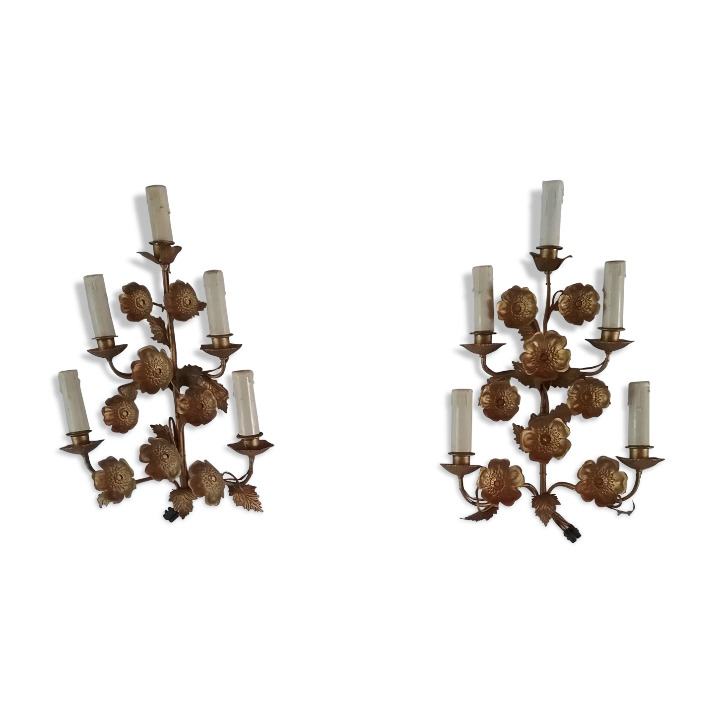 Pair of gold metal wall light