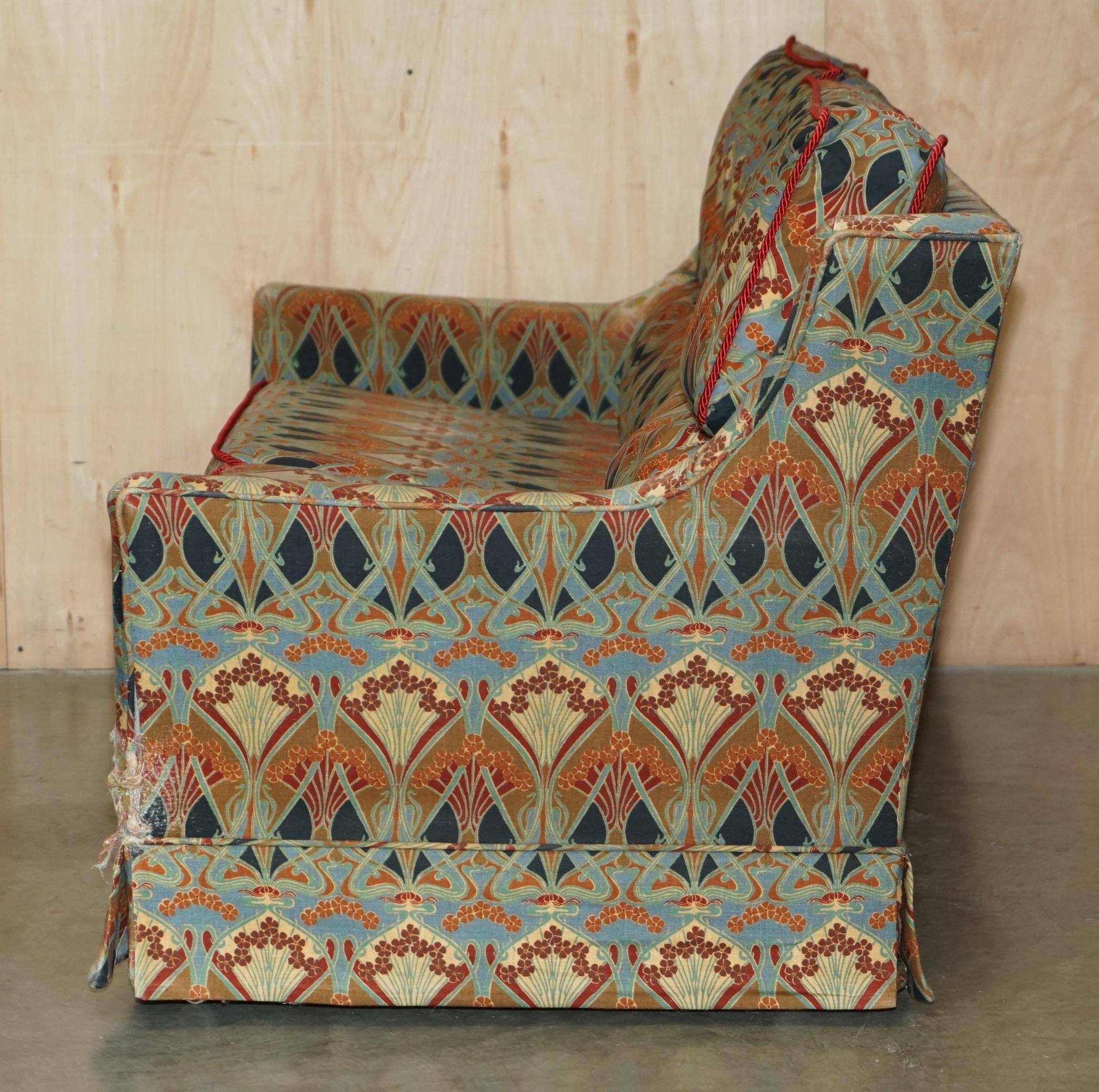 Vintage Liberty's of London Ianthe Canapé Worn Condition