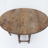 Table get leg in waxed oak.