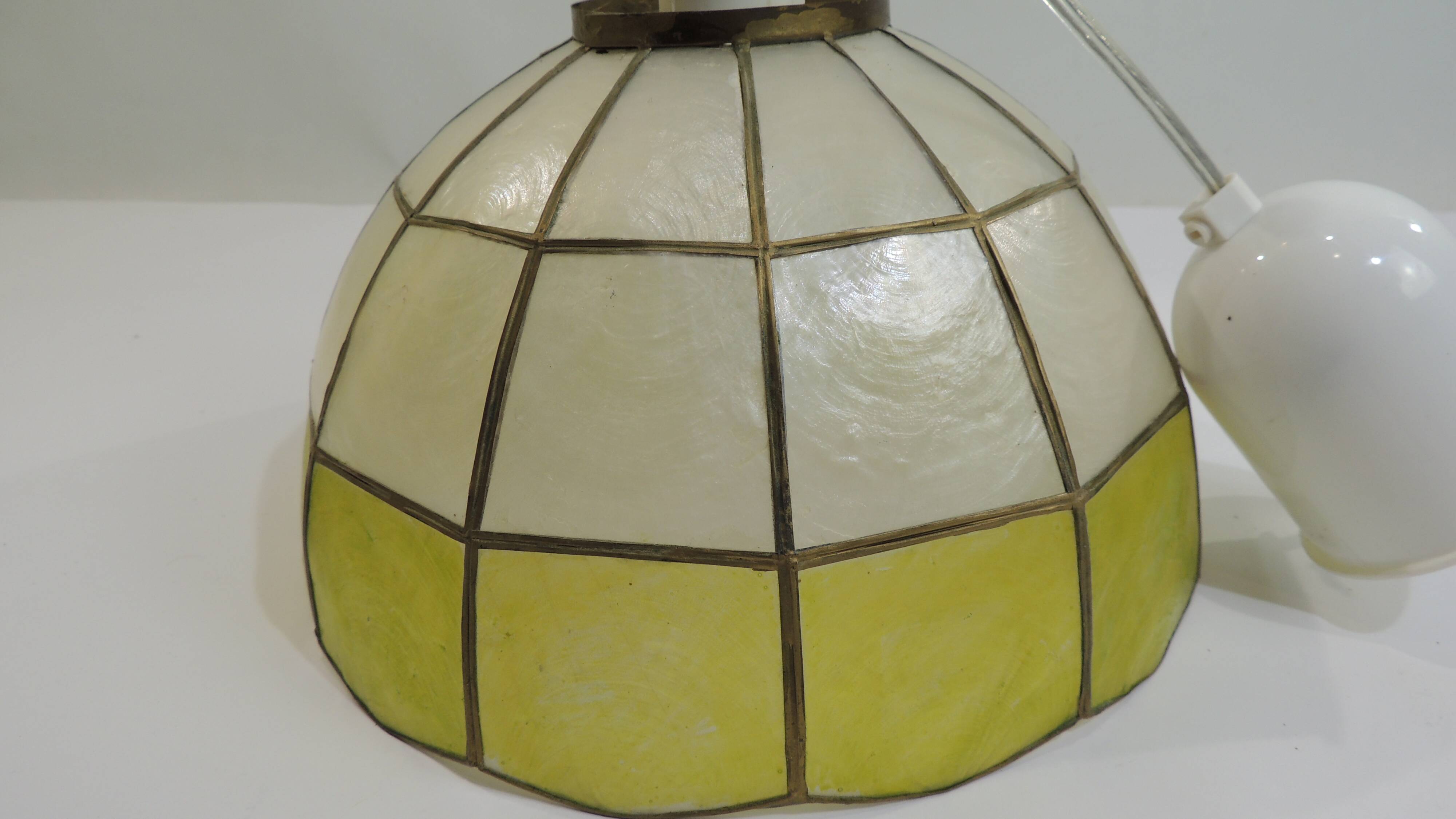 Mother-of-pearl pendant light / chandelier / vintage