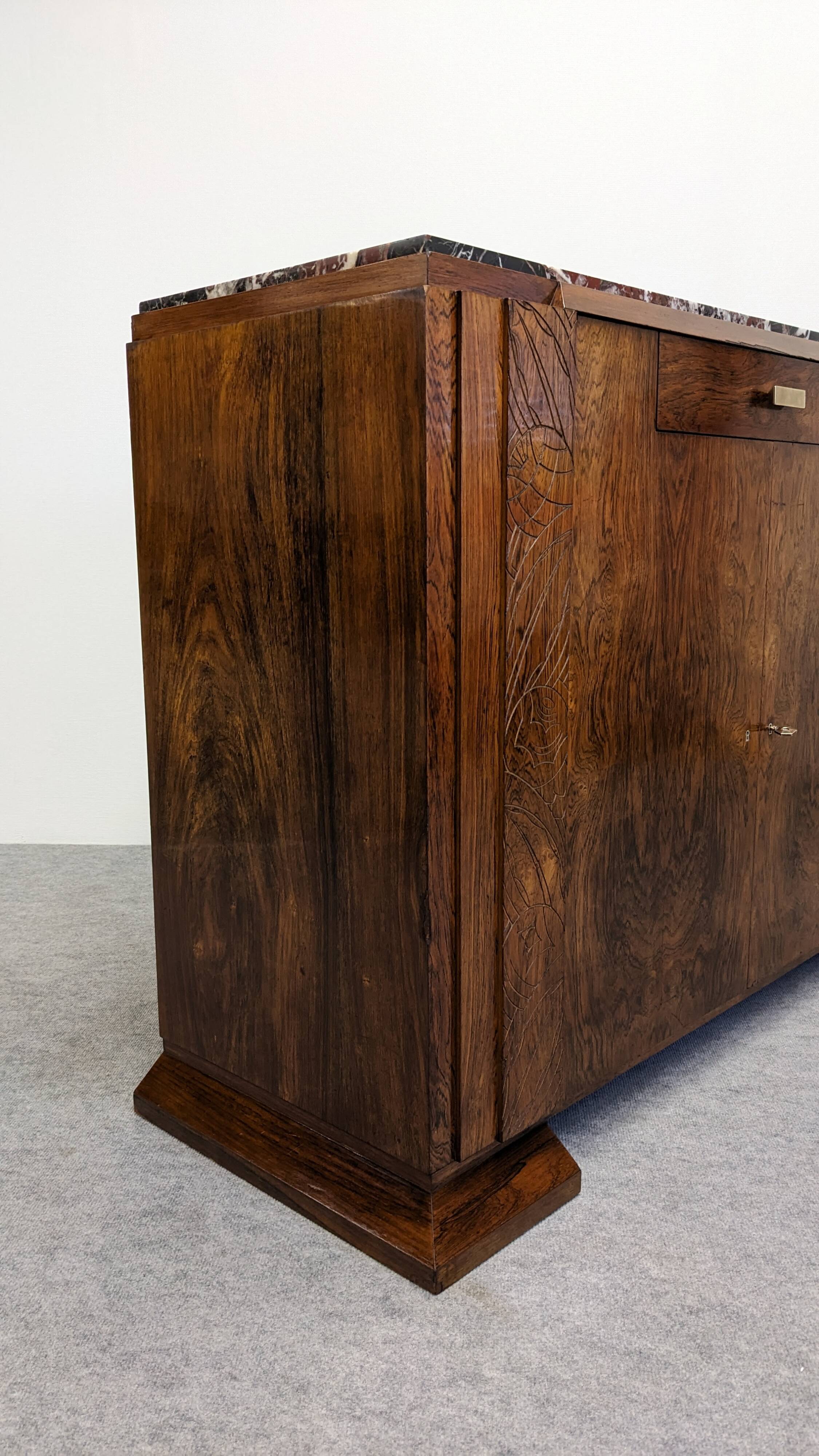 Buffet Art déco en palissandre, France vers 1920