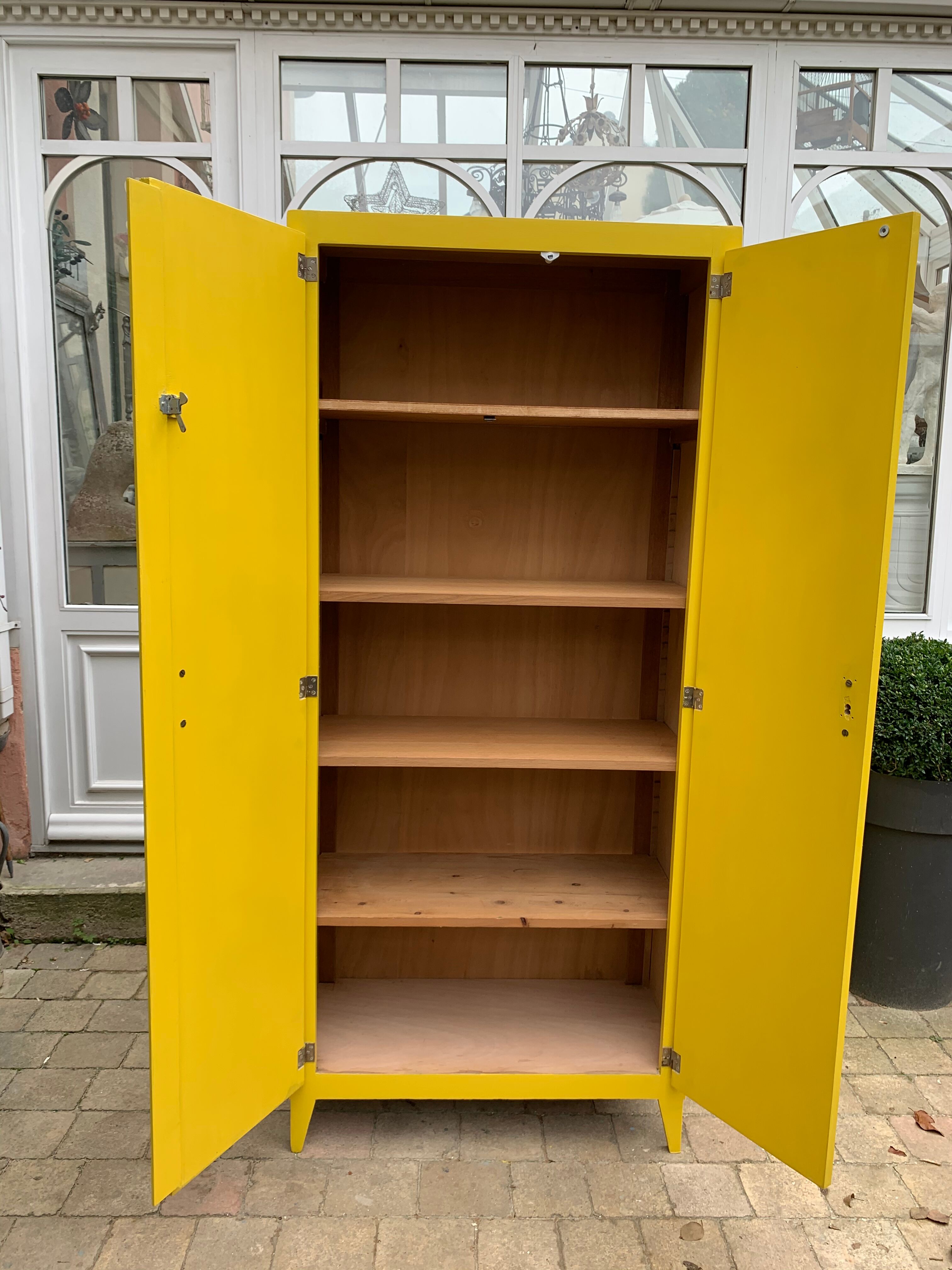 Yellow Parisian wardrobe