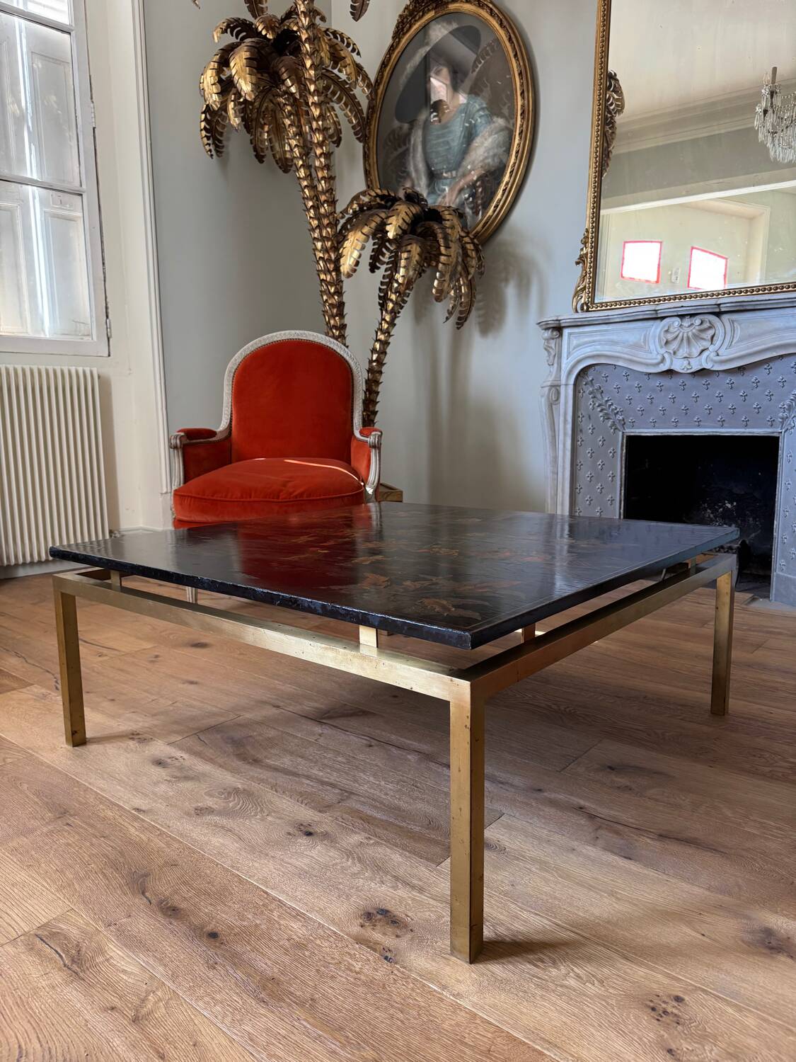 Important Coffee Table with a Lacquered Wood Panel from the 19th Century