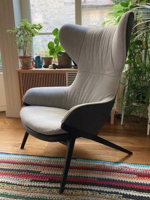 Bicolour armchair P22 Cassina designed by Patrick Norguet