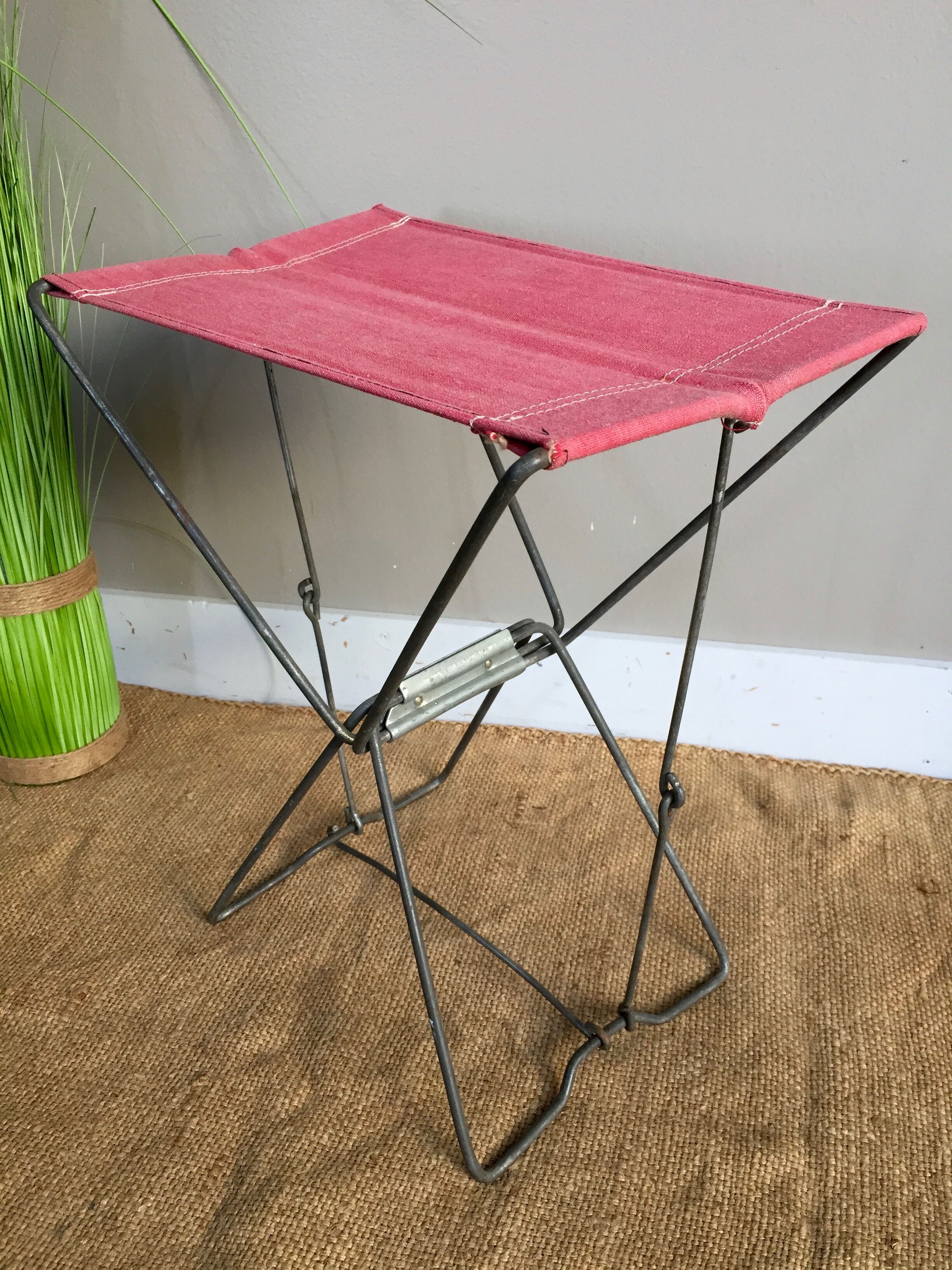Folding stool