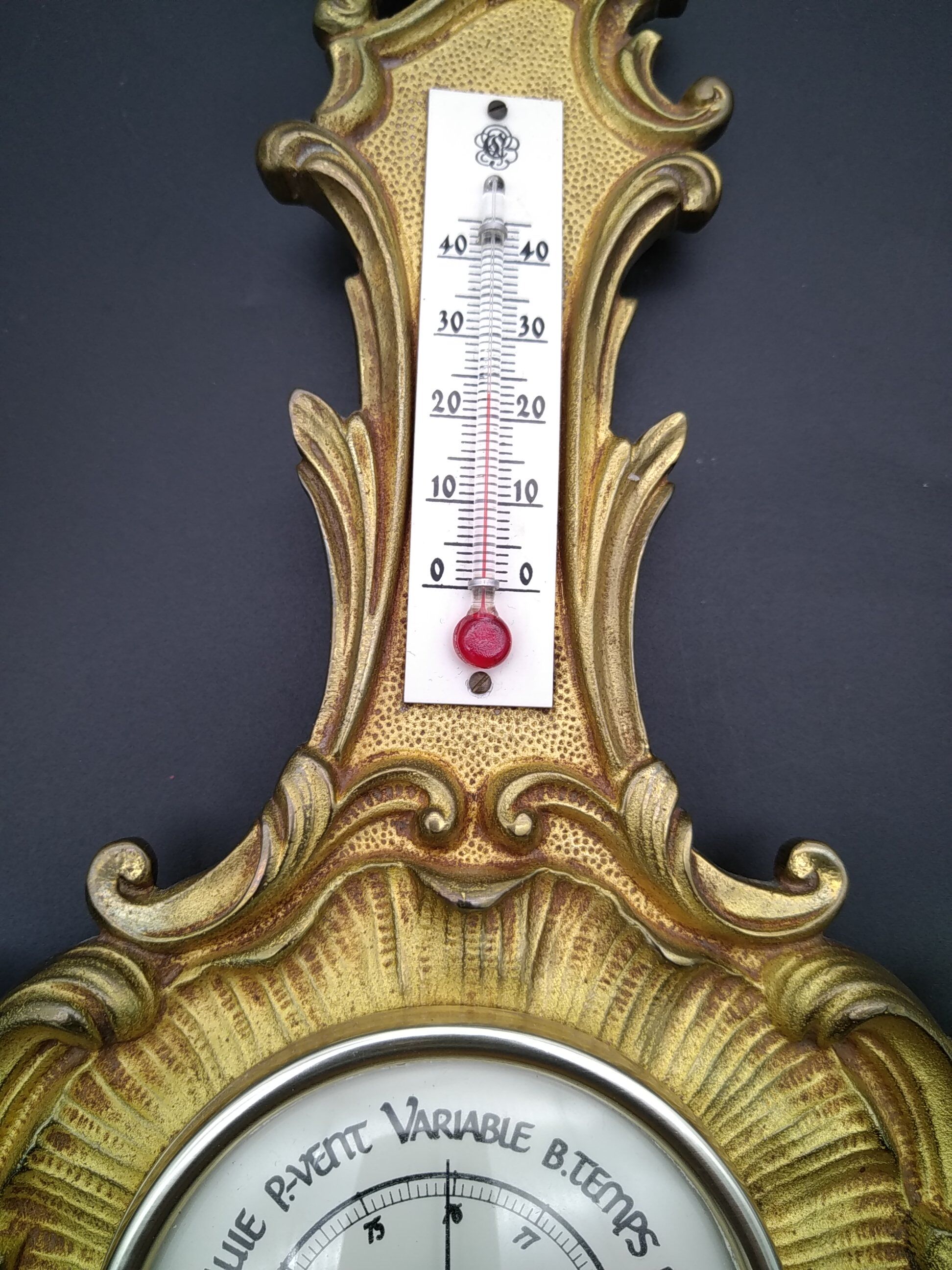 Barometer in gilded bronze, Louis XV style