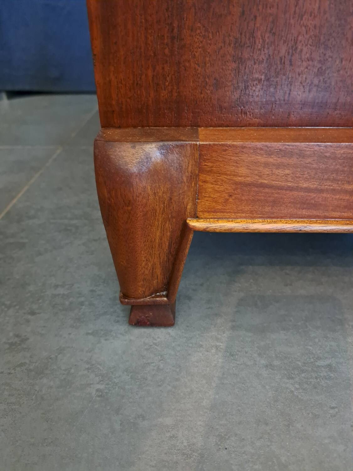 Art Deco marquetry household furniture