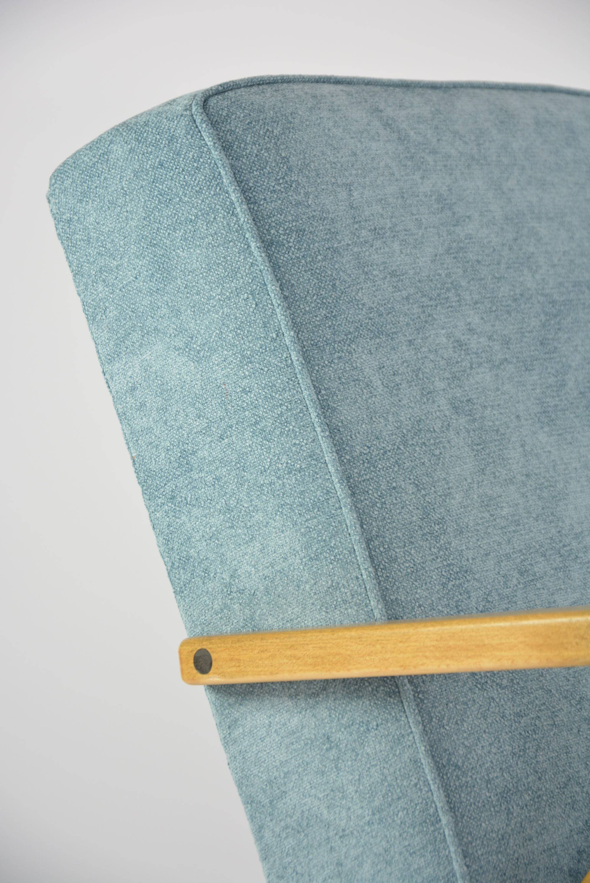 Kompas sky blue tulle armchair