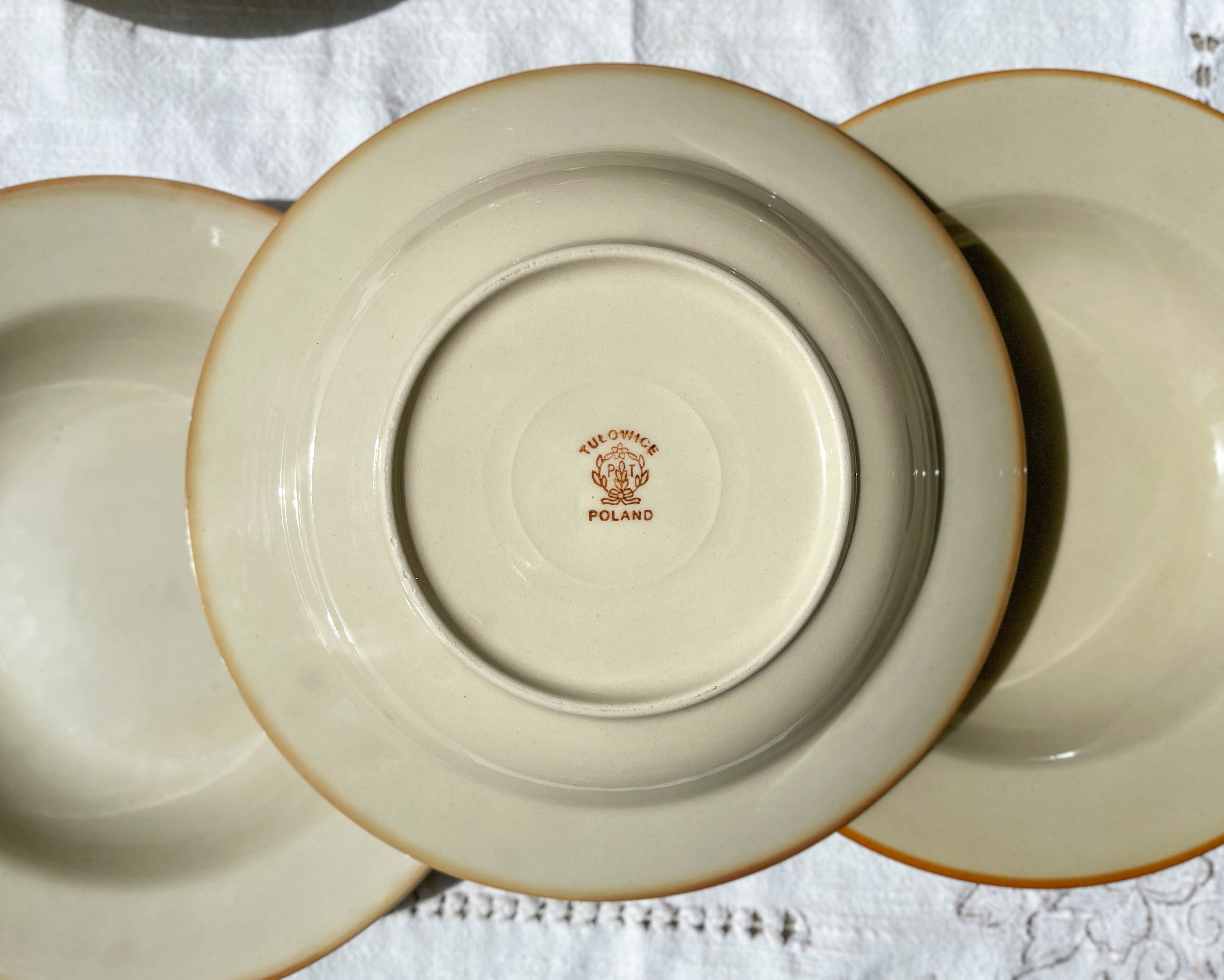 6 Hollow plates in beige sandstone Tulowice Poland 1970