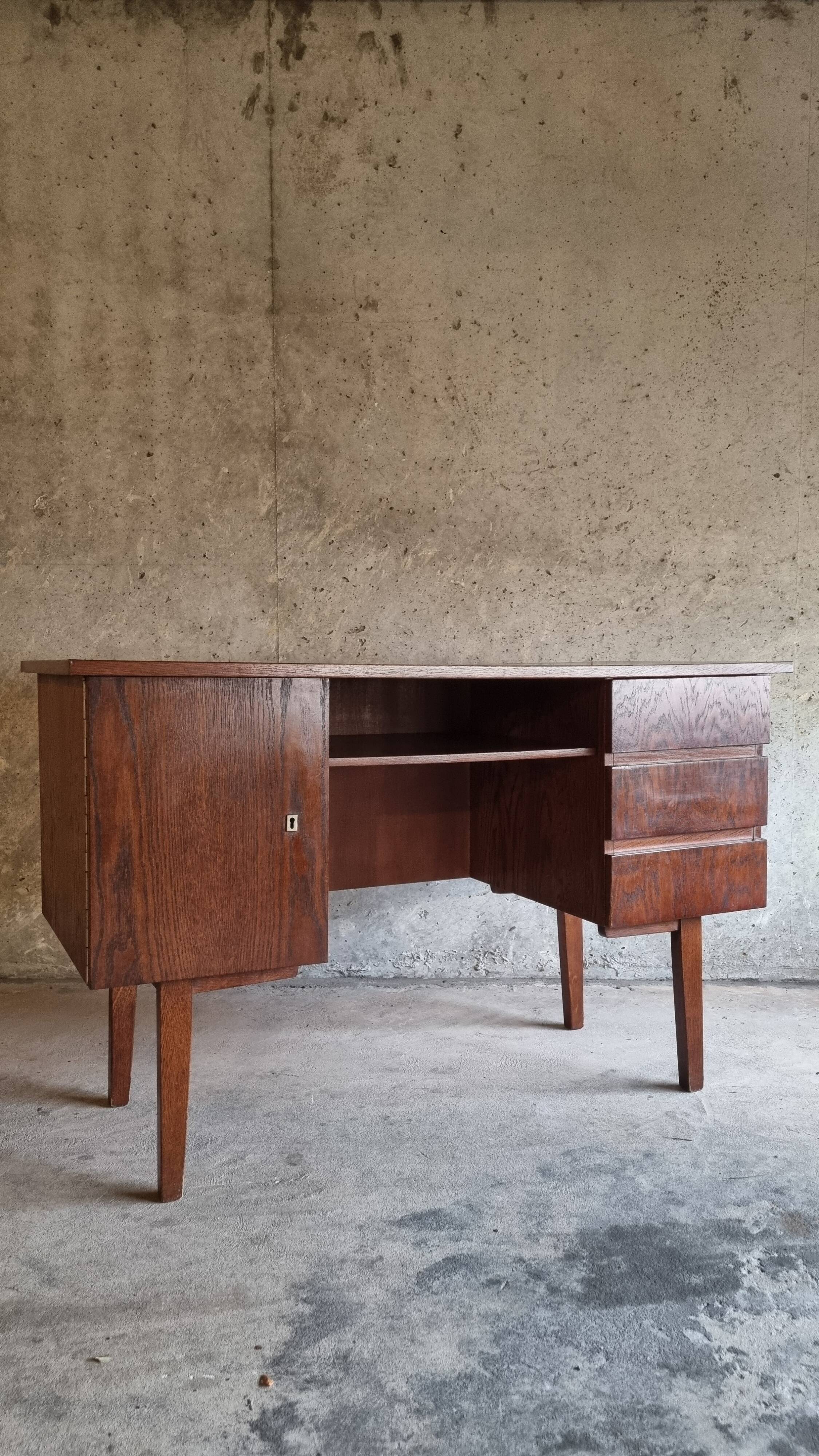 Bureau en placage de palissandre vintage
