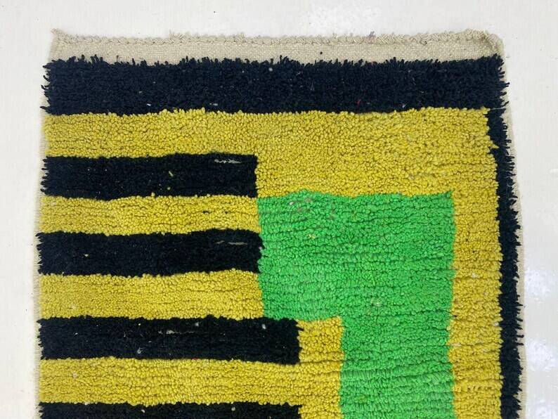 Wool rug 250cmx150cm