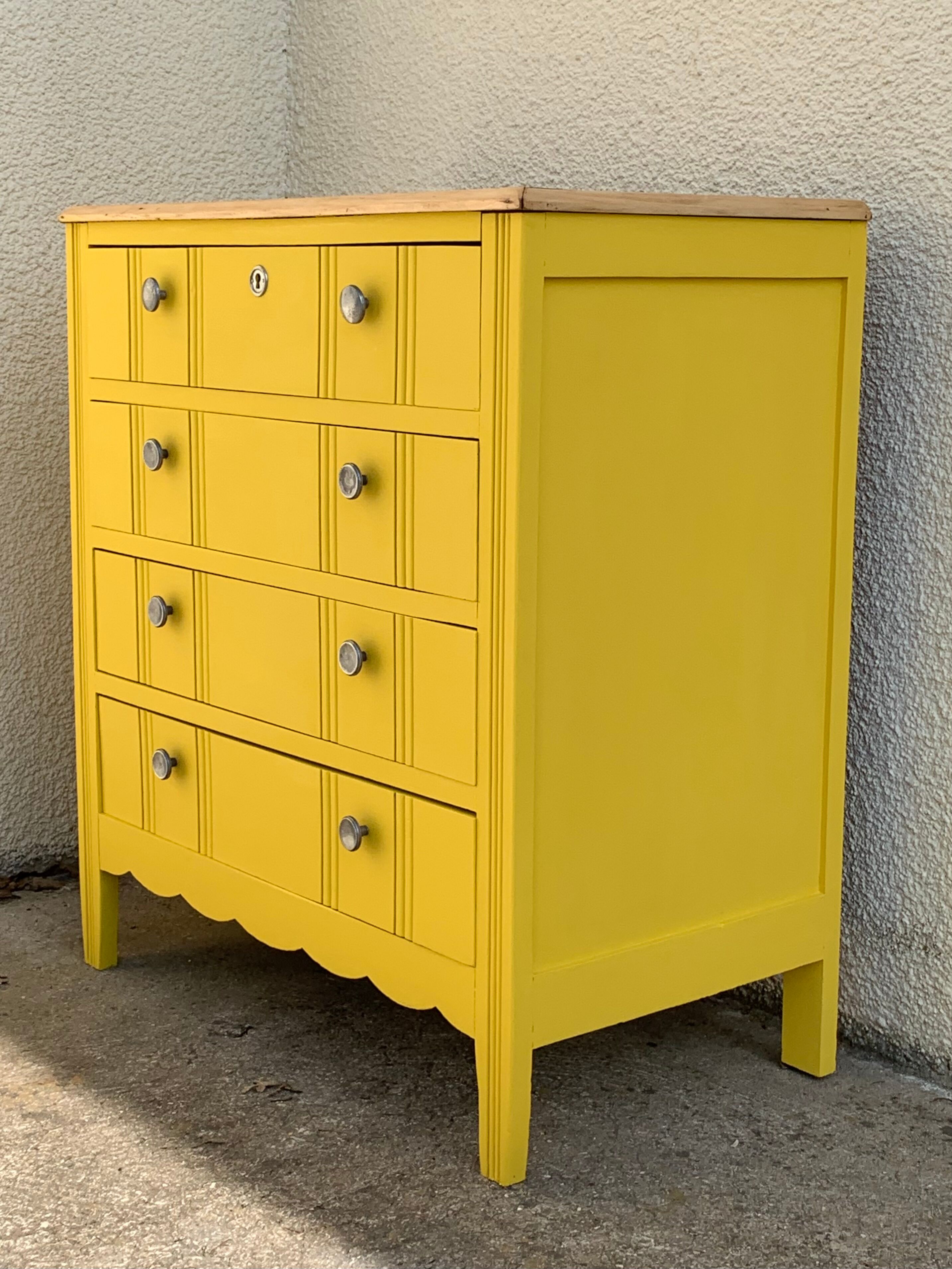 Art Deco chest of drawers 1940