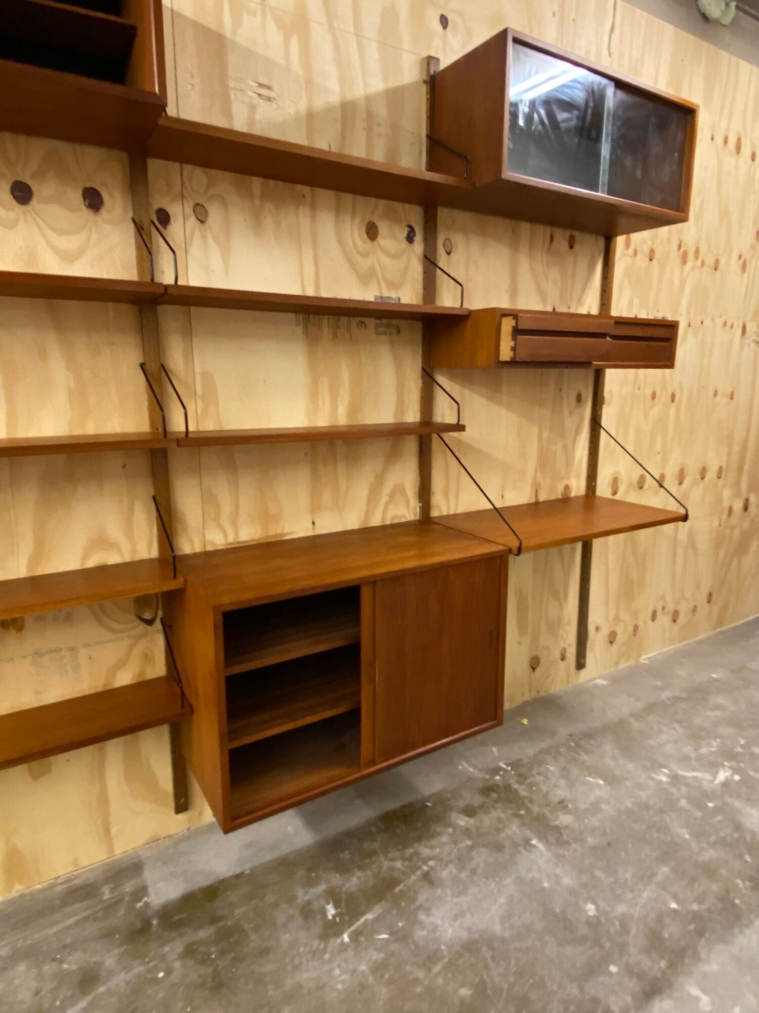 Vintage scandinavian teak wall unit by Poul Cadovius for Royal System 1960s