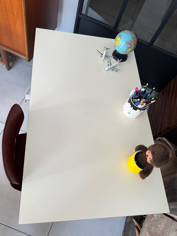 Bureau enfant moderniste vintage