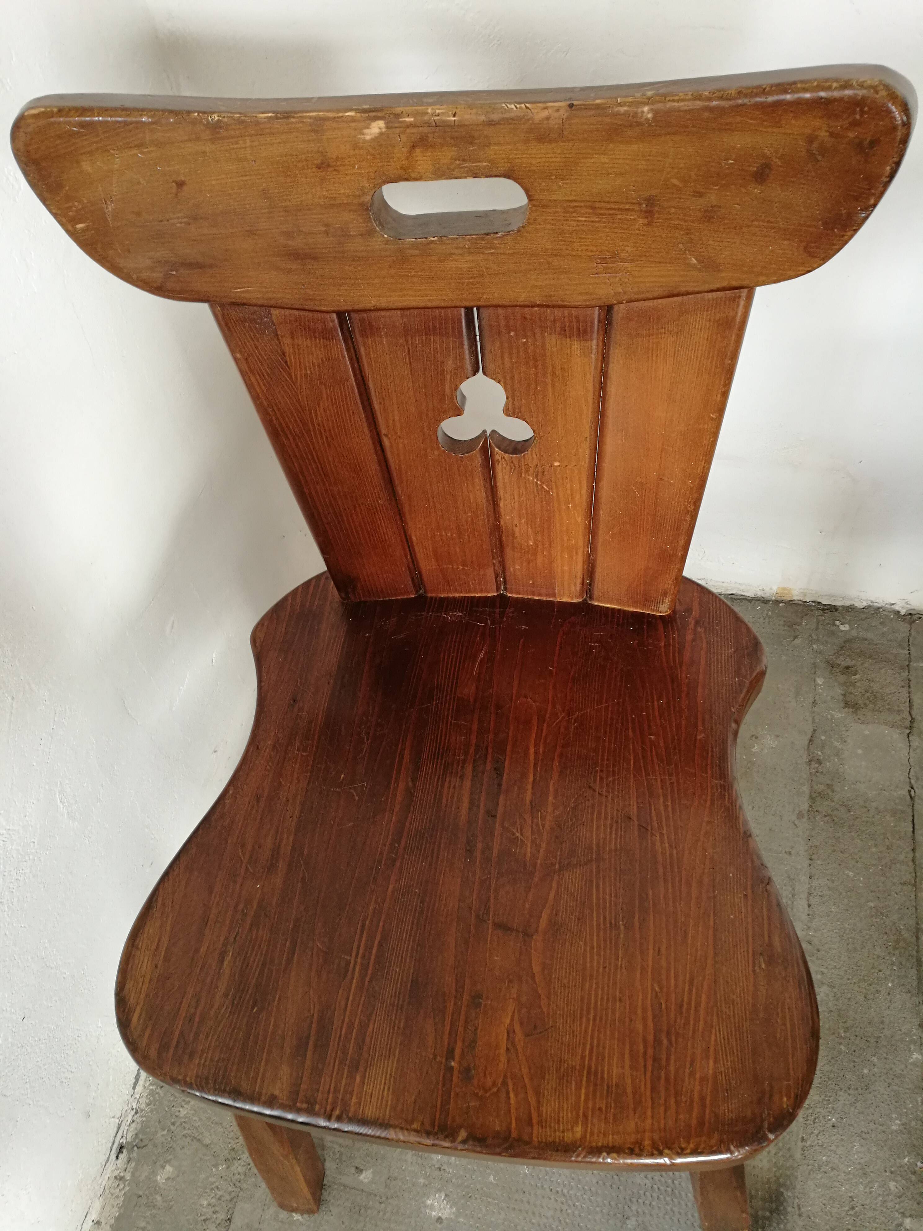 Mountain-spirit pine chairs, farmhouse