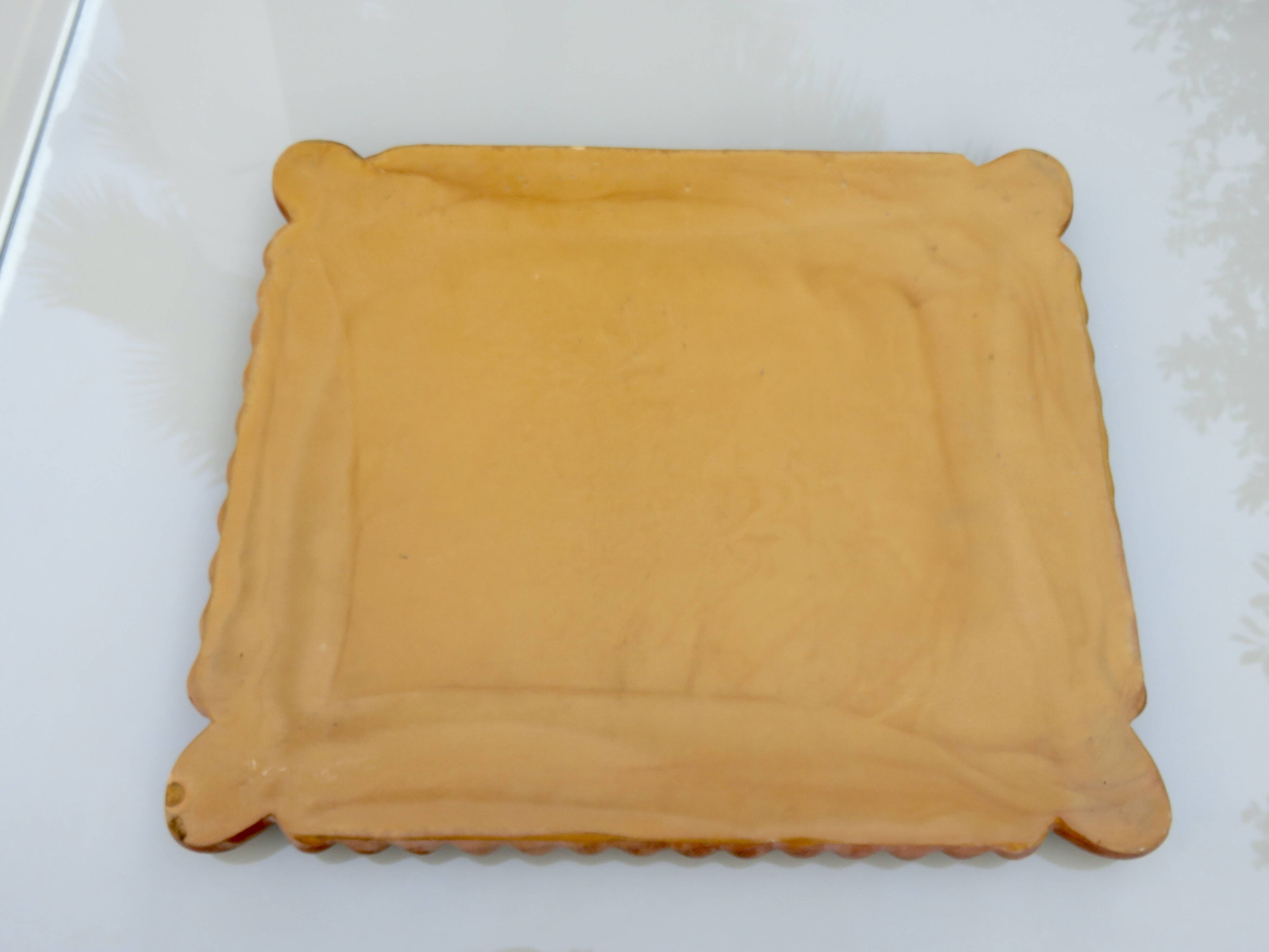 Decorative serving tray in resin, 1960s
