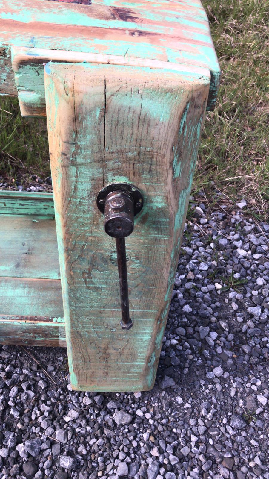 Workbench in solid wood