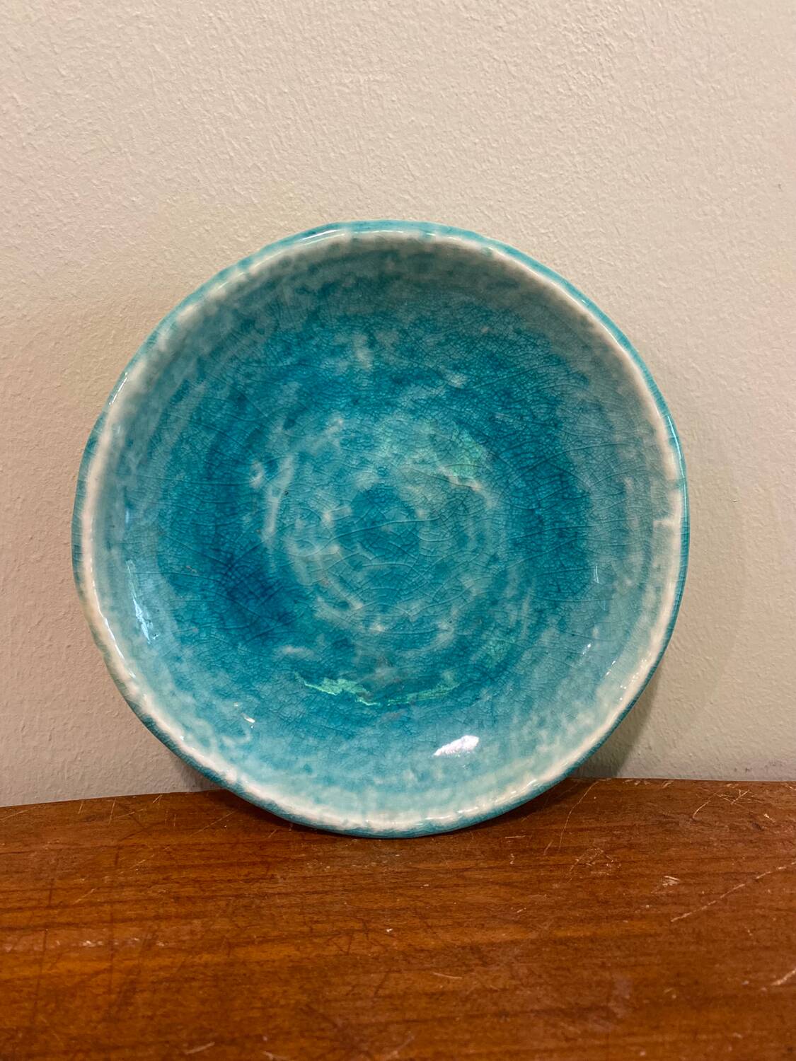 Assiette bleu lagon