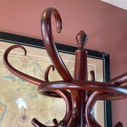 Coat rack on curved wooden stand, Baumann or Thonet style parrot