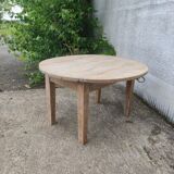 Folding round coffee table