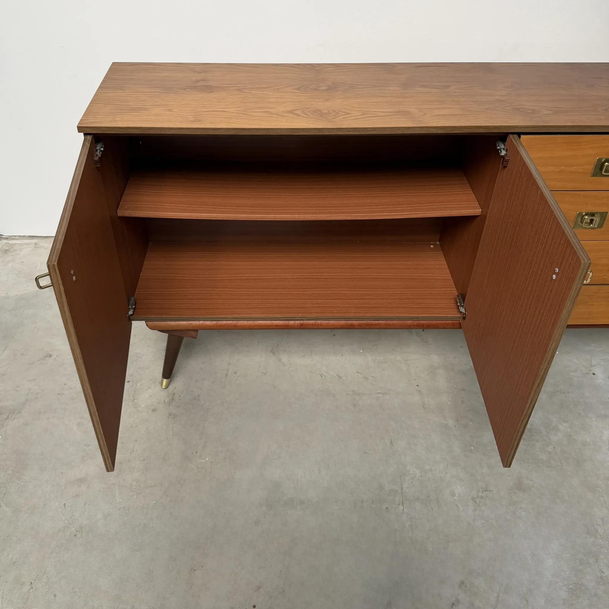 Sideboard