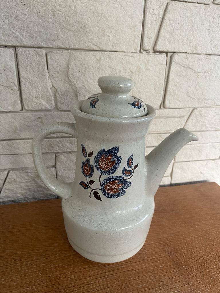 Saint Amand enameled stoneware coffee maker, Sologne decor
