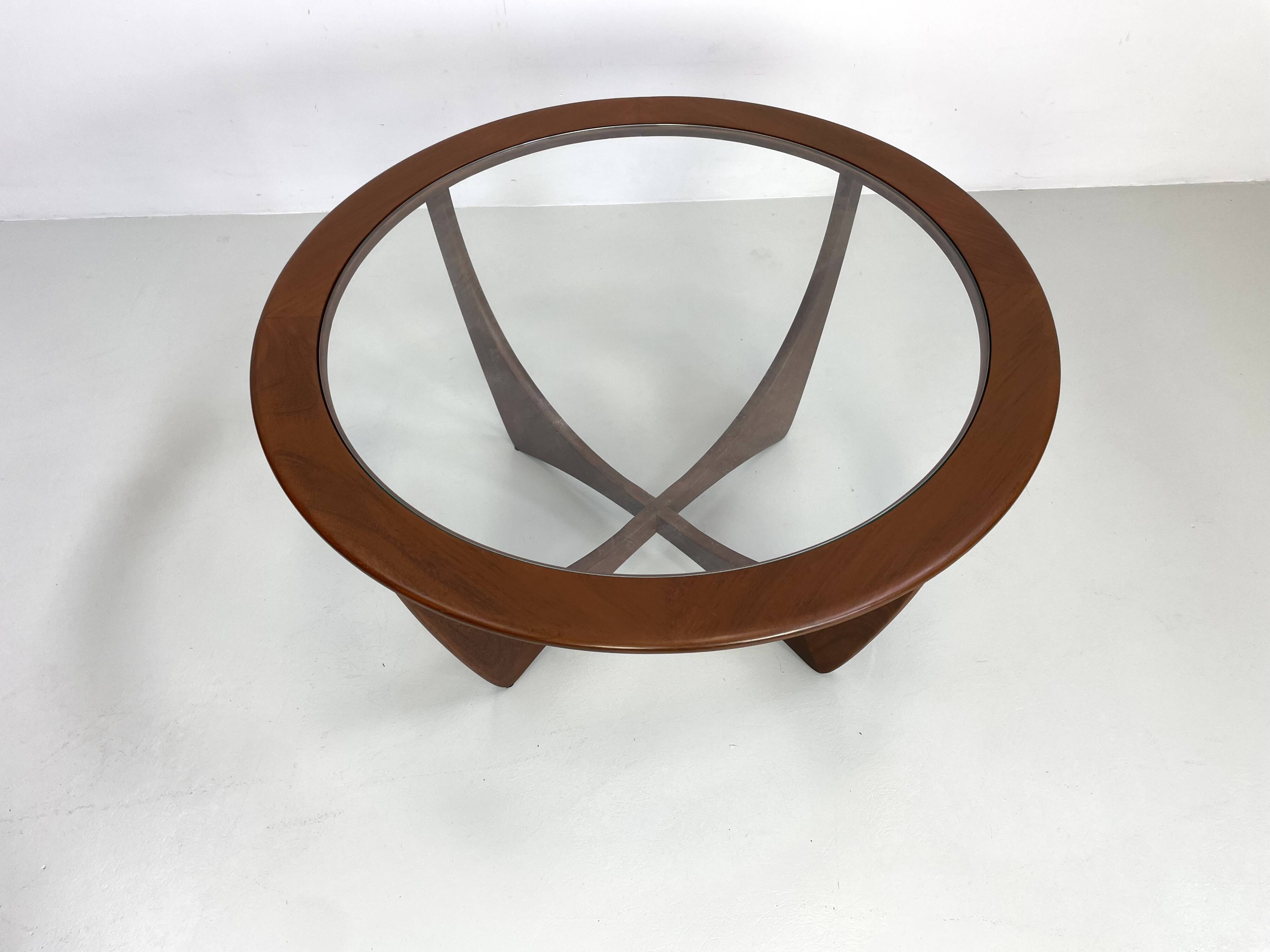 Teak coffee table from the 1960s by G-Plan design by V.Wilkins