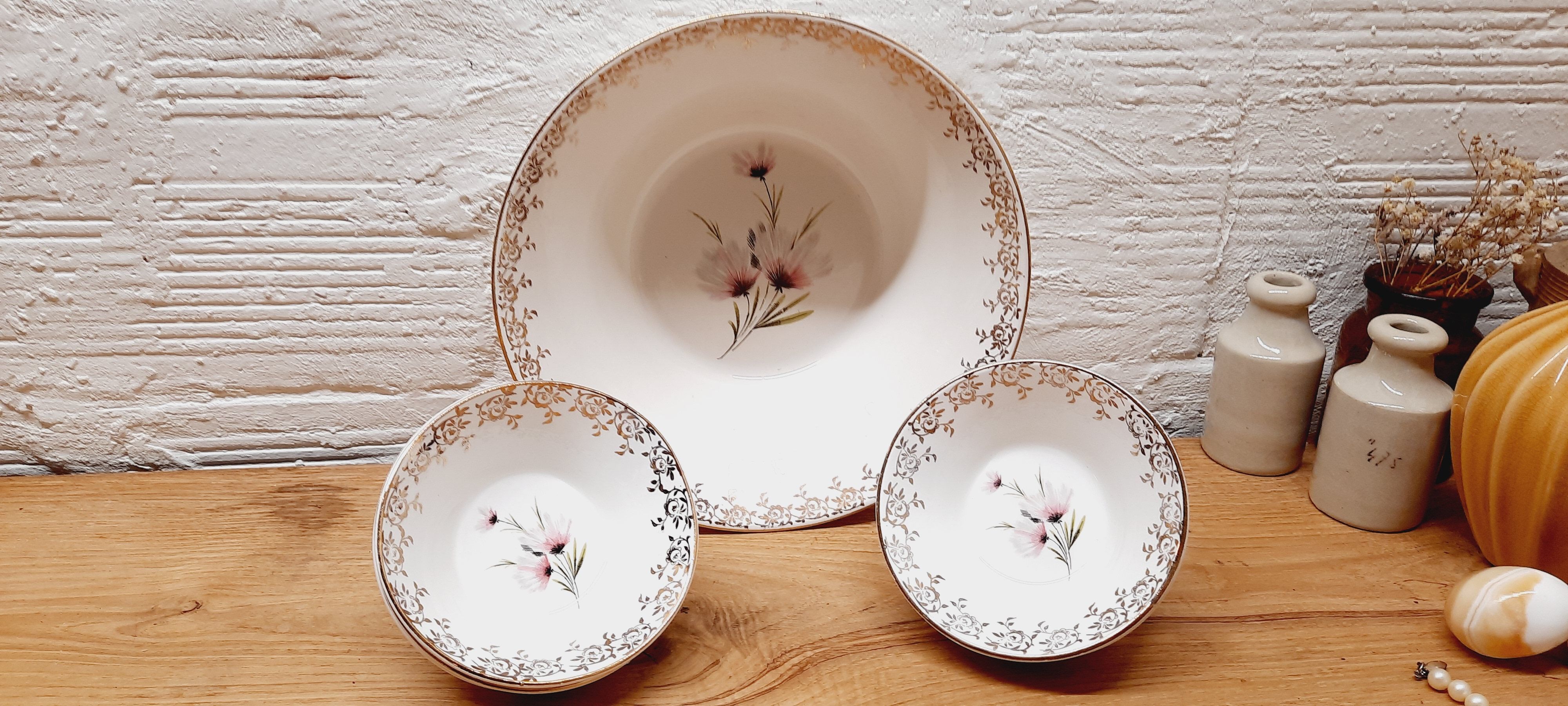 Set salad bowl and 8 Sarreguemines cups